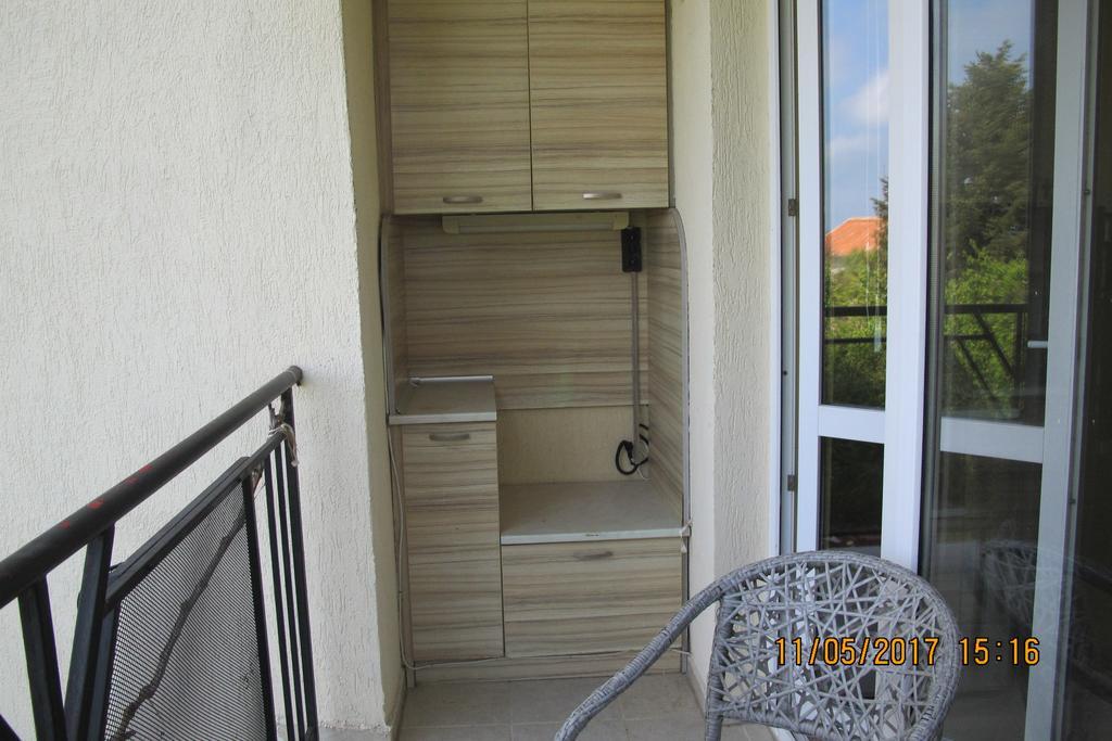 גולדן סנדס Complex Ruzh Apartments מראה חיצוני תמונה